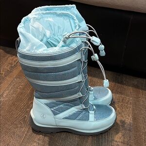 Lands End Kids Shoe Size 5 Teal Iridescent Snowflake Tall Insulated Winter Boots